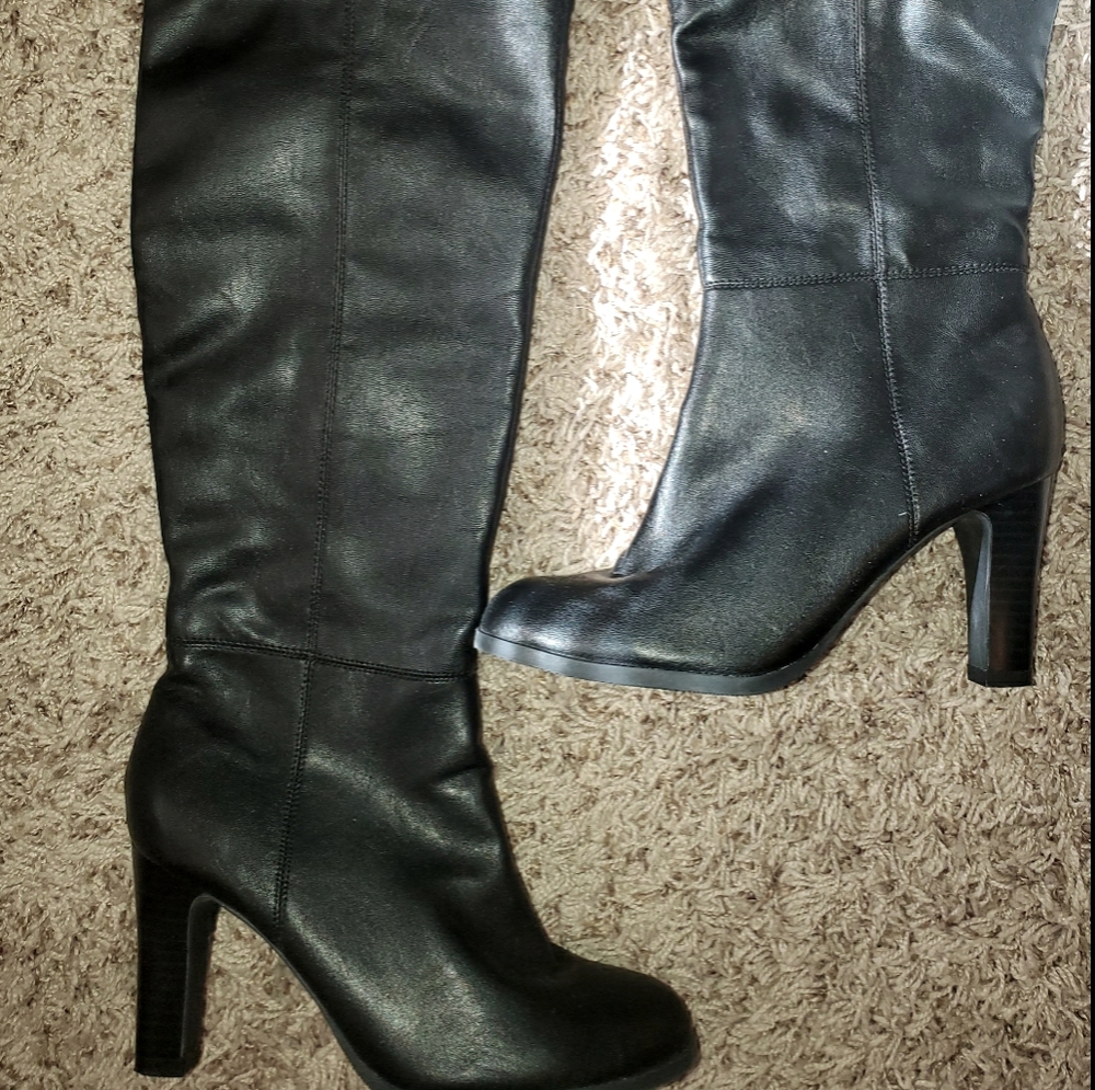 Worthington black leather knee-high heeled boots